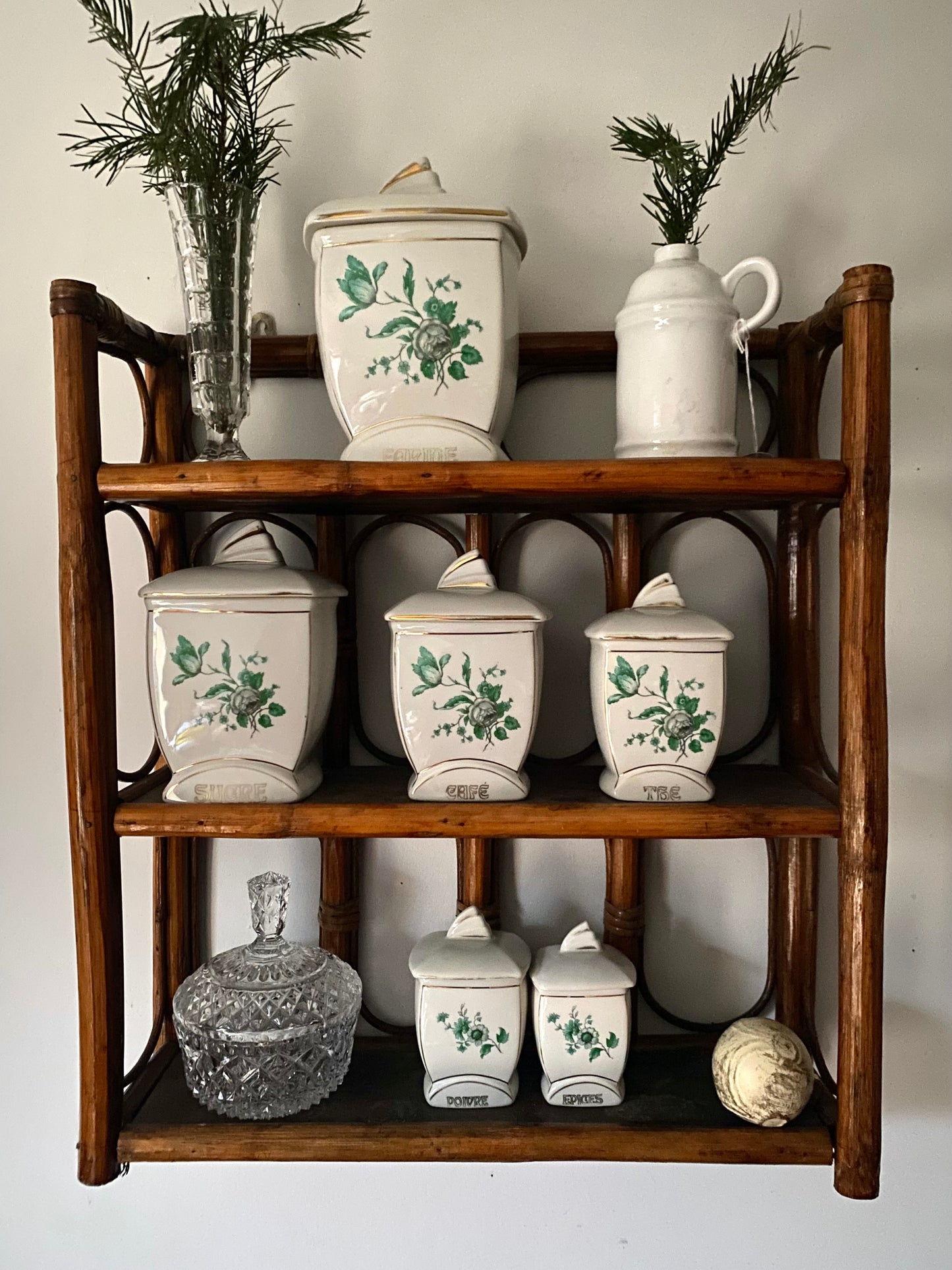 Série de pots à épices en faïence