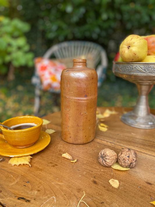 Bouteille en grès ancien