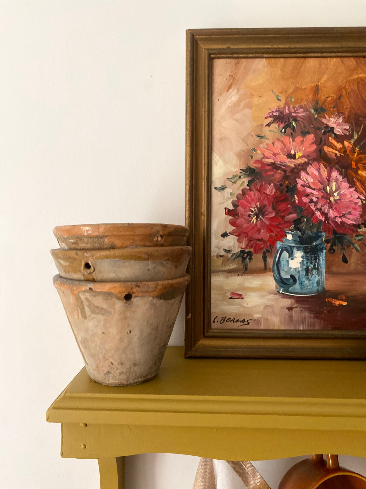 Lot de 5 pots de résinier anciens en terre vernissée