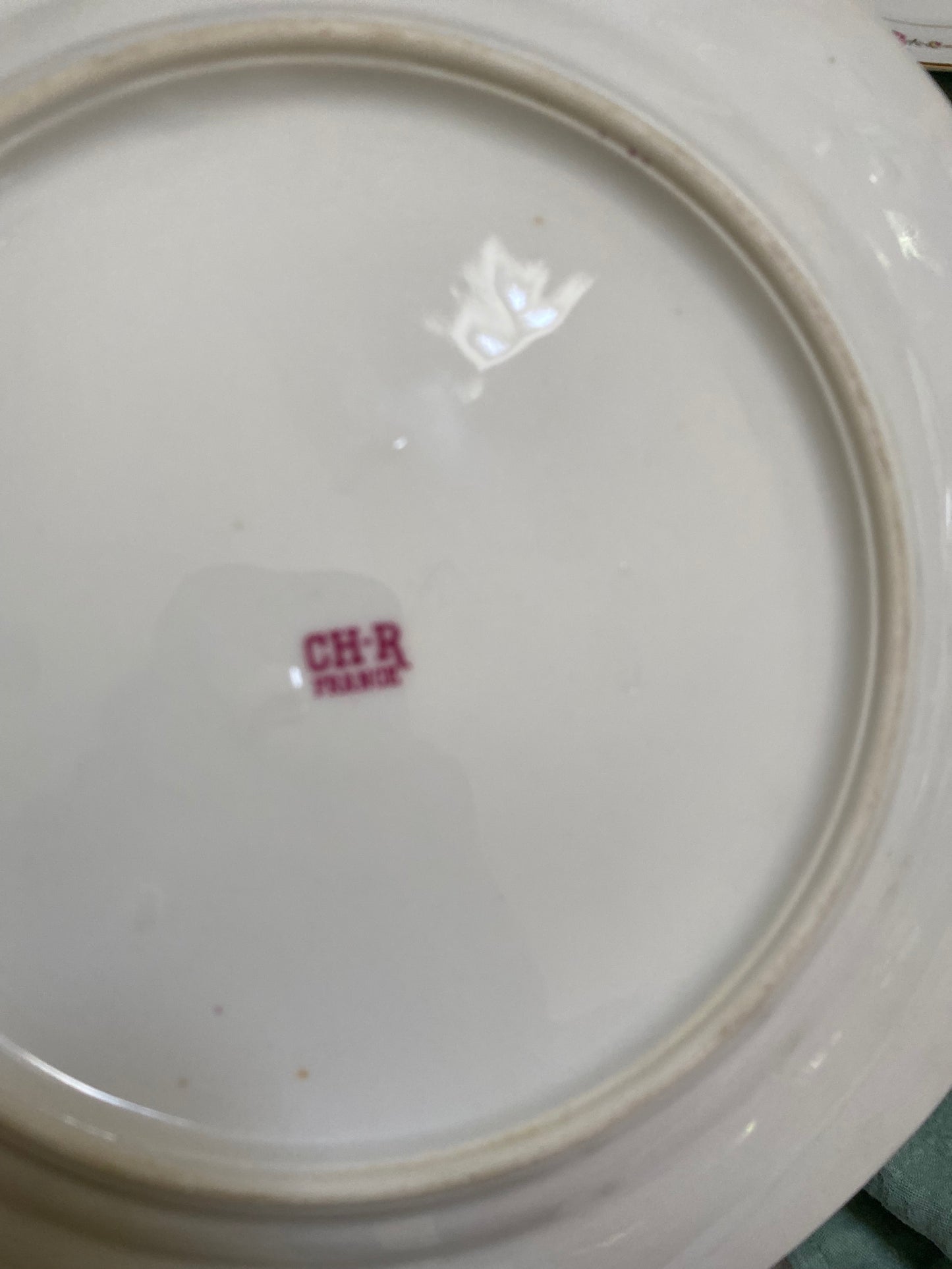 Assiettes plates - Porcelaine du Berry - CH-R France - Circa 1900