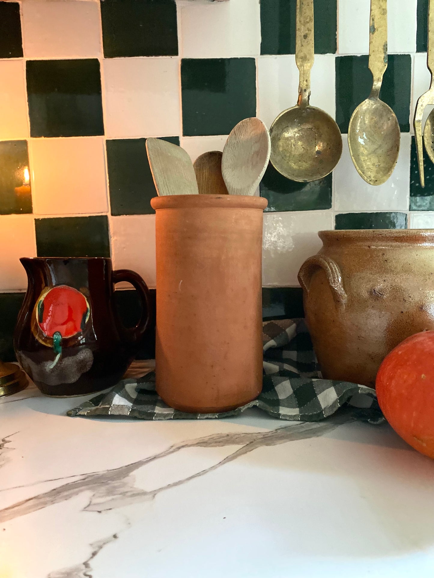 Pot à ustensiles en terre cuite