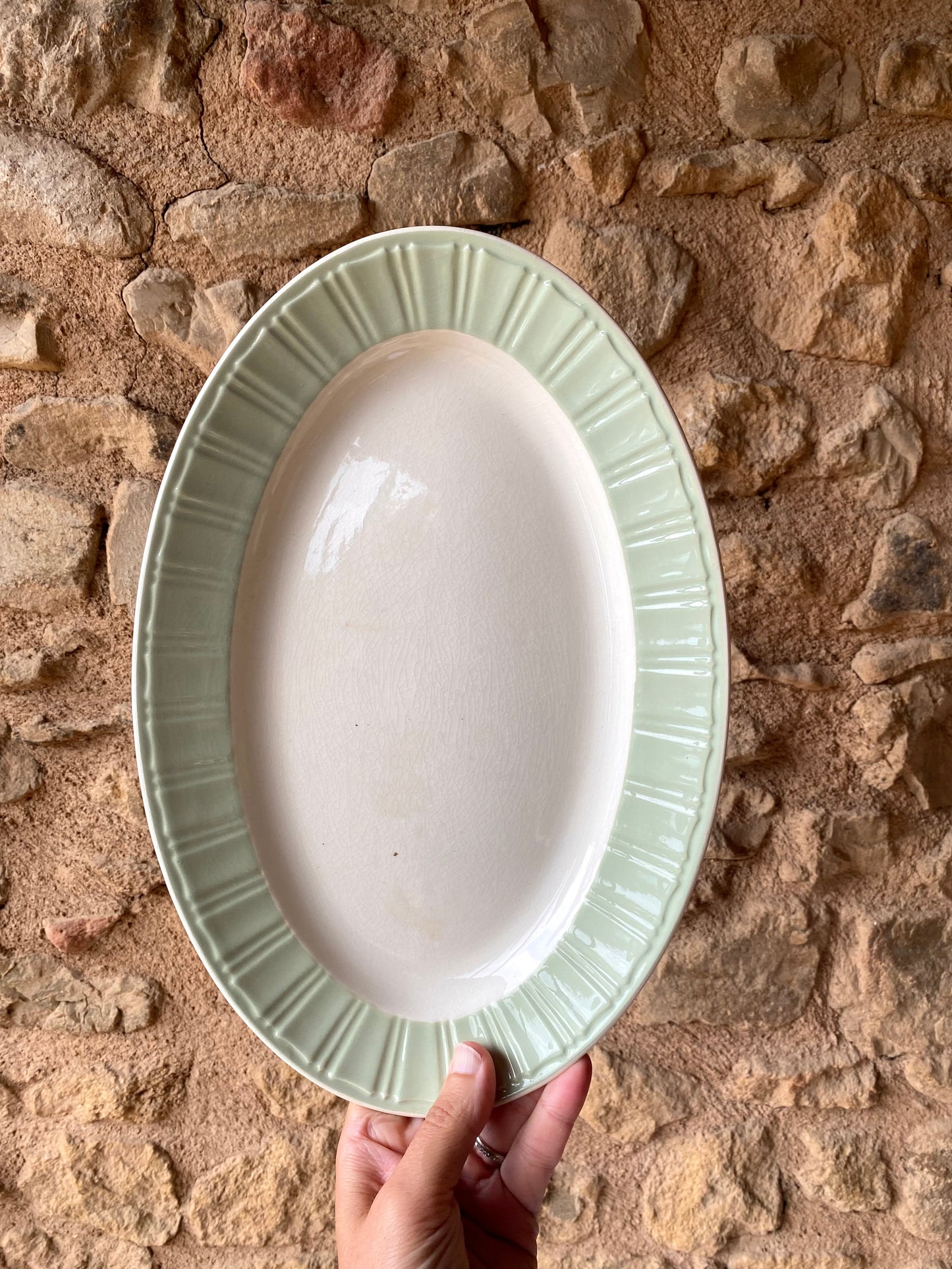 Plat ovale à bordure godronnée, Villeroy & Boch, années 50