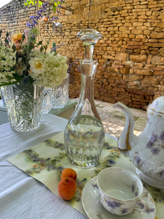 Carafe vintage en verre moulé