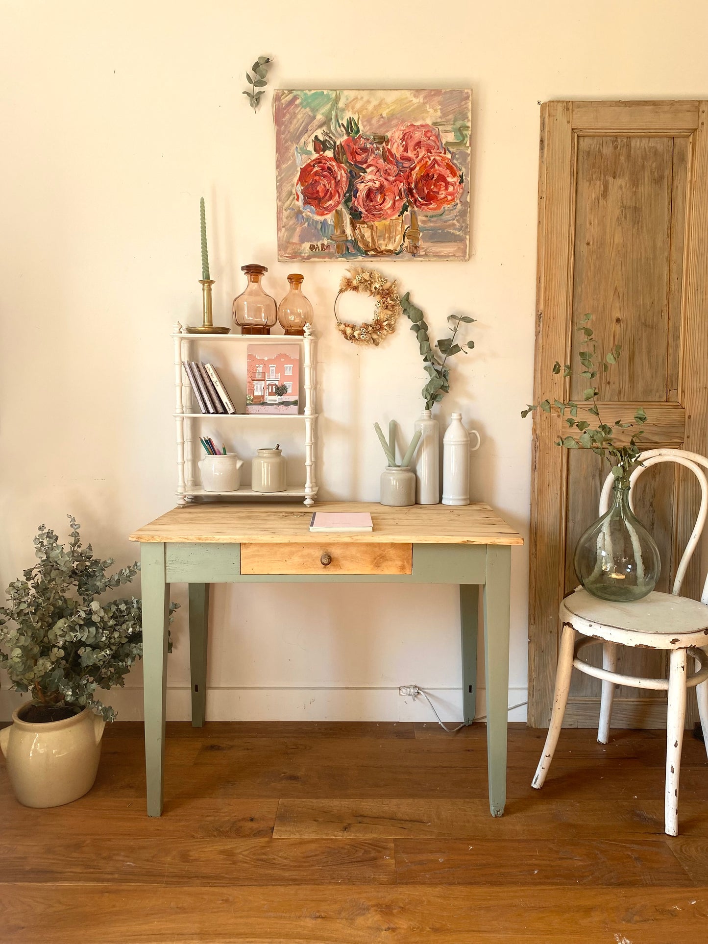 Bureau d’écolier en bois ancien rénové