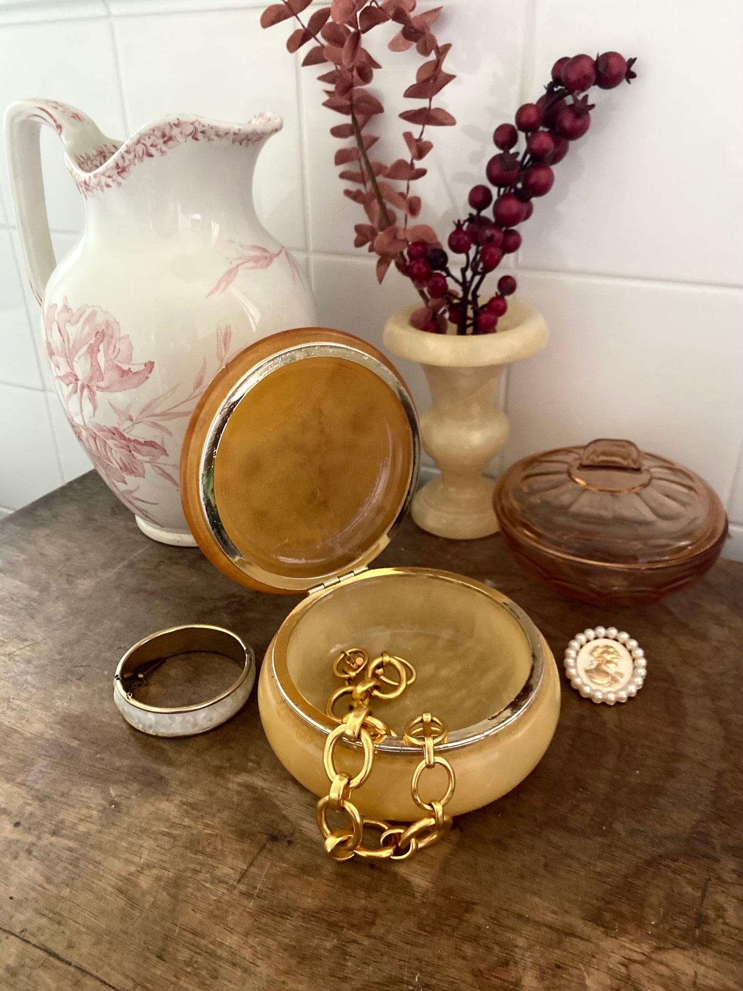 Boîte à bijoux en albâtre