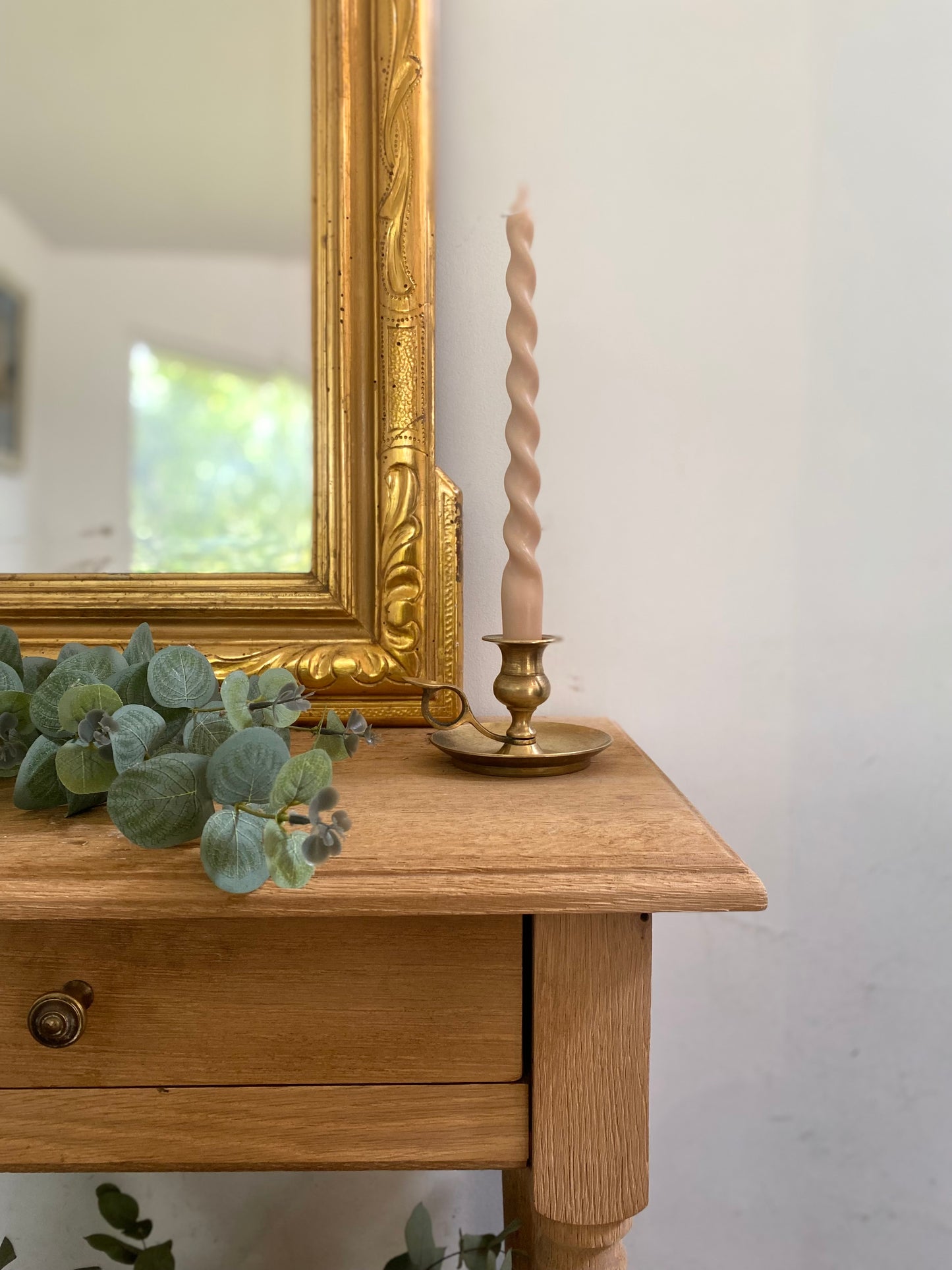 Élégant Bougeoir à main en Laiton – 1950