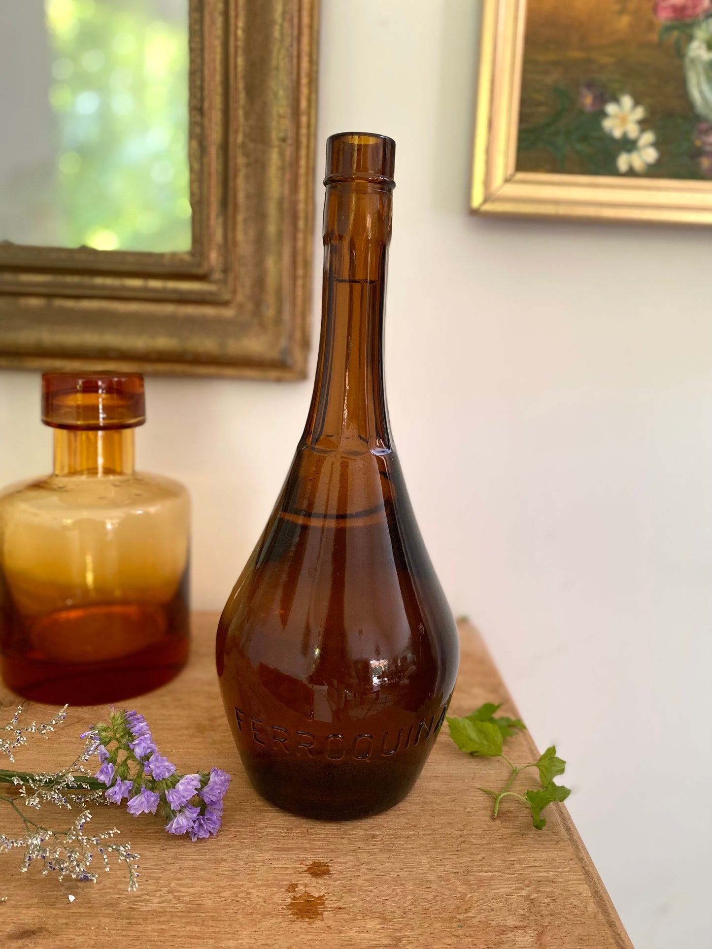 Bouteille d’apothicaire en verre ambrée 1900