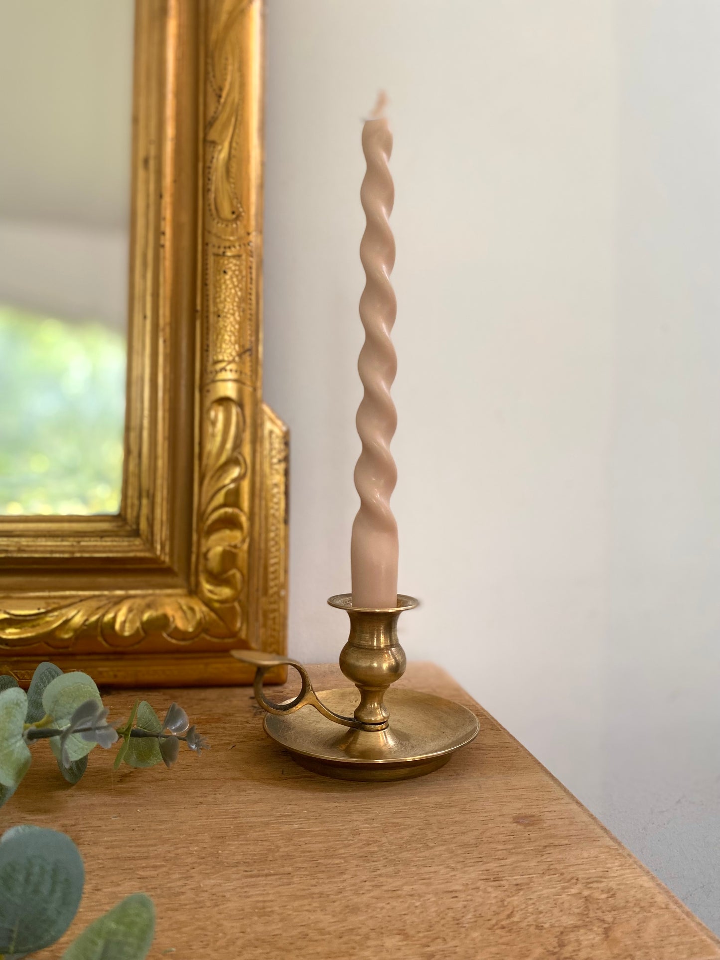 Élégant Bougeoir à main en Laiton – 1950