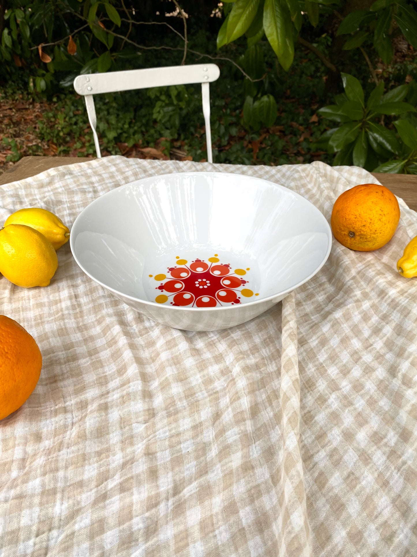 Saladier Winterling Schwarzenbach, décor soleil pop