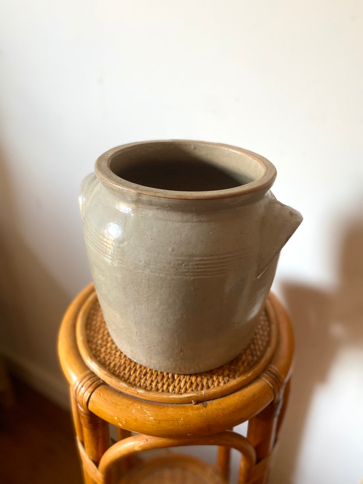 Pot à graisse en grès vernissé gris, deux anses