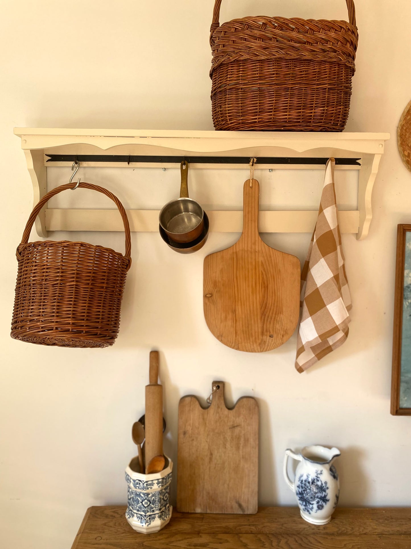 Étagère murale en bois ancien rénovée
