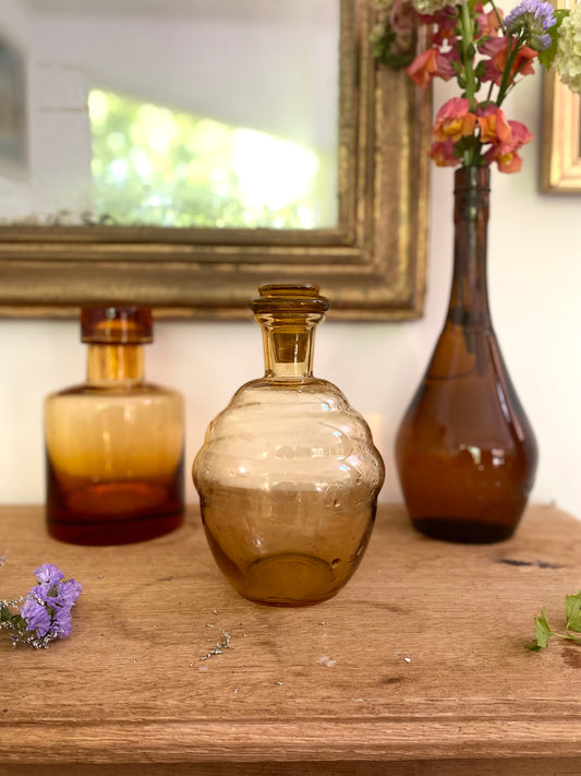 Carafe à décanter "Bulbe" en verre ambré – Vintage 1970