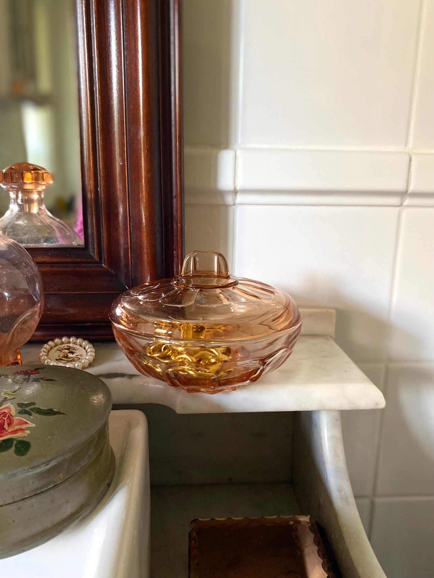 Boîte à poudre en rosaline