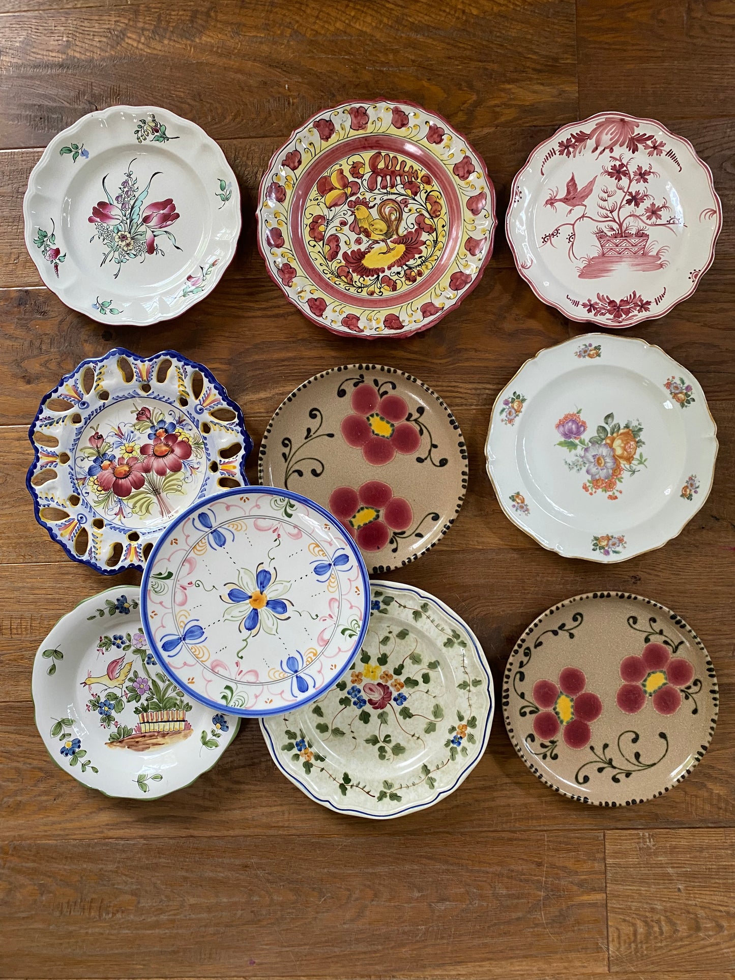 Assiettes anciennes dépareillées