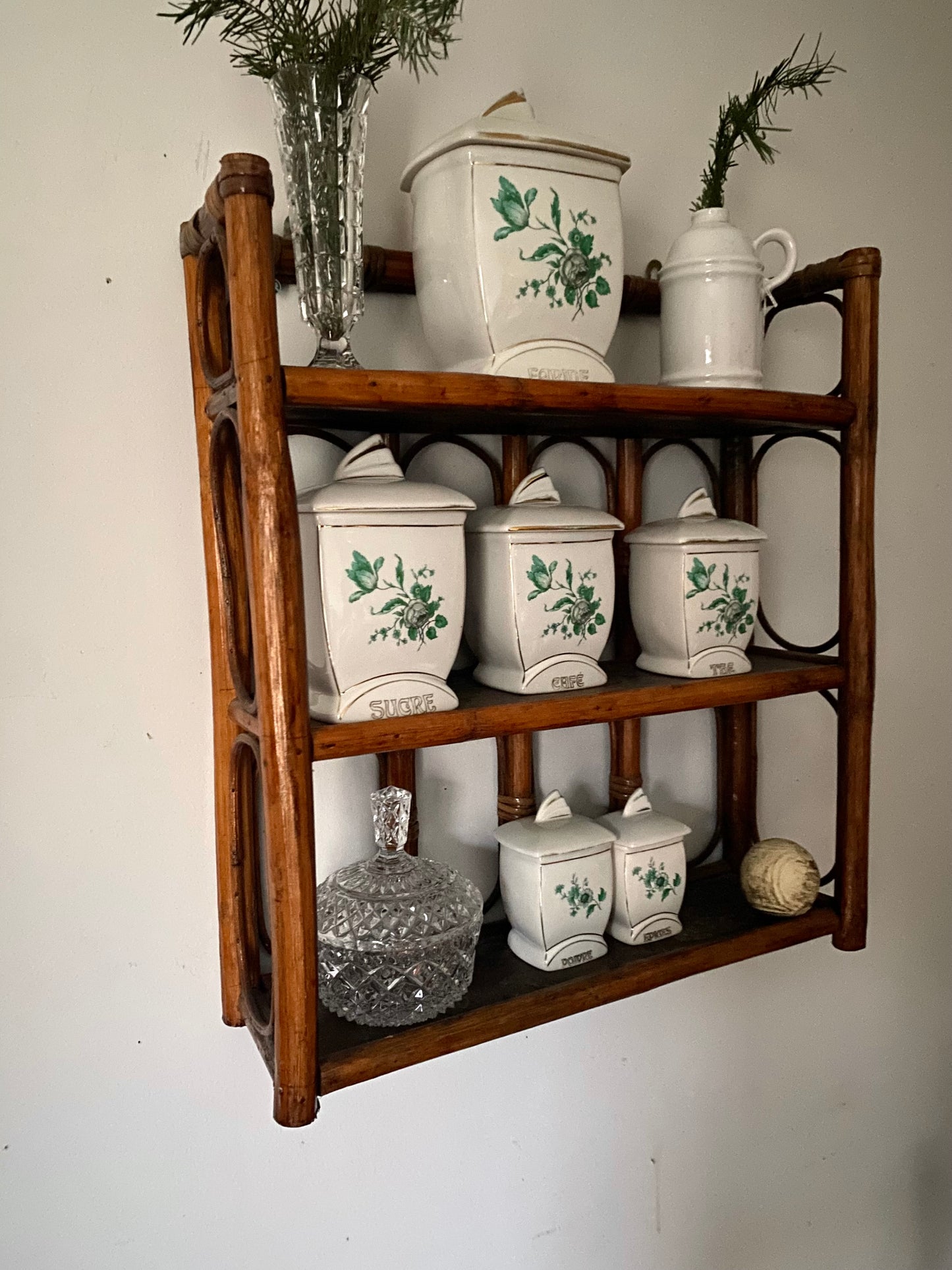 Série de pots à épices en faïence