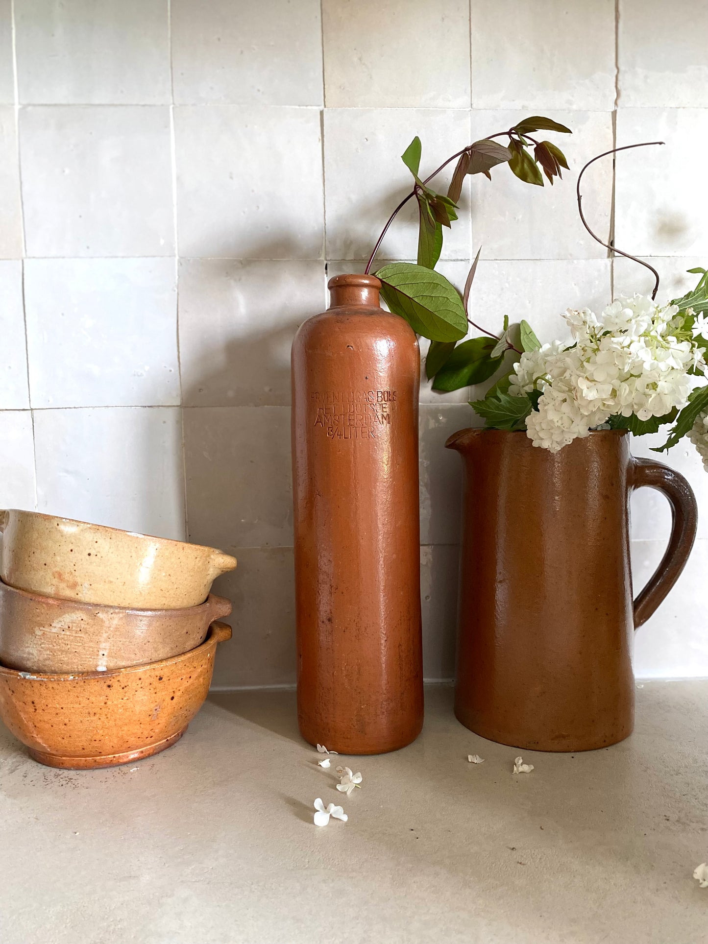 Bouteille en grès ancien