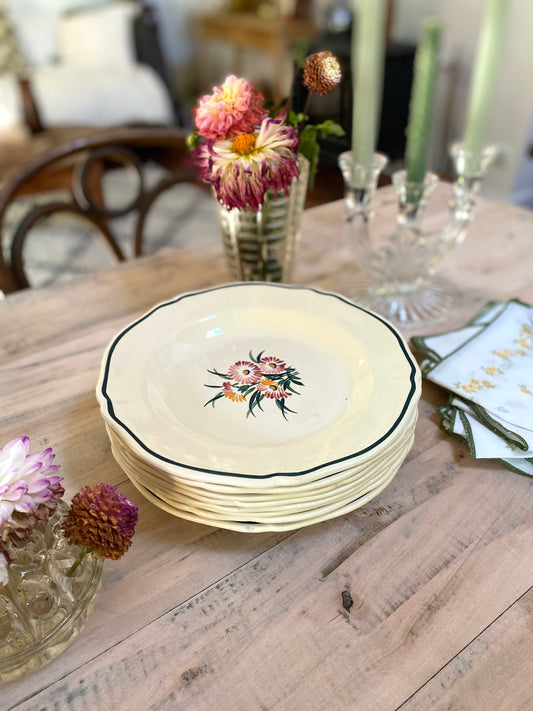 Assiettes en faïence de Gien