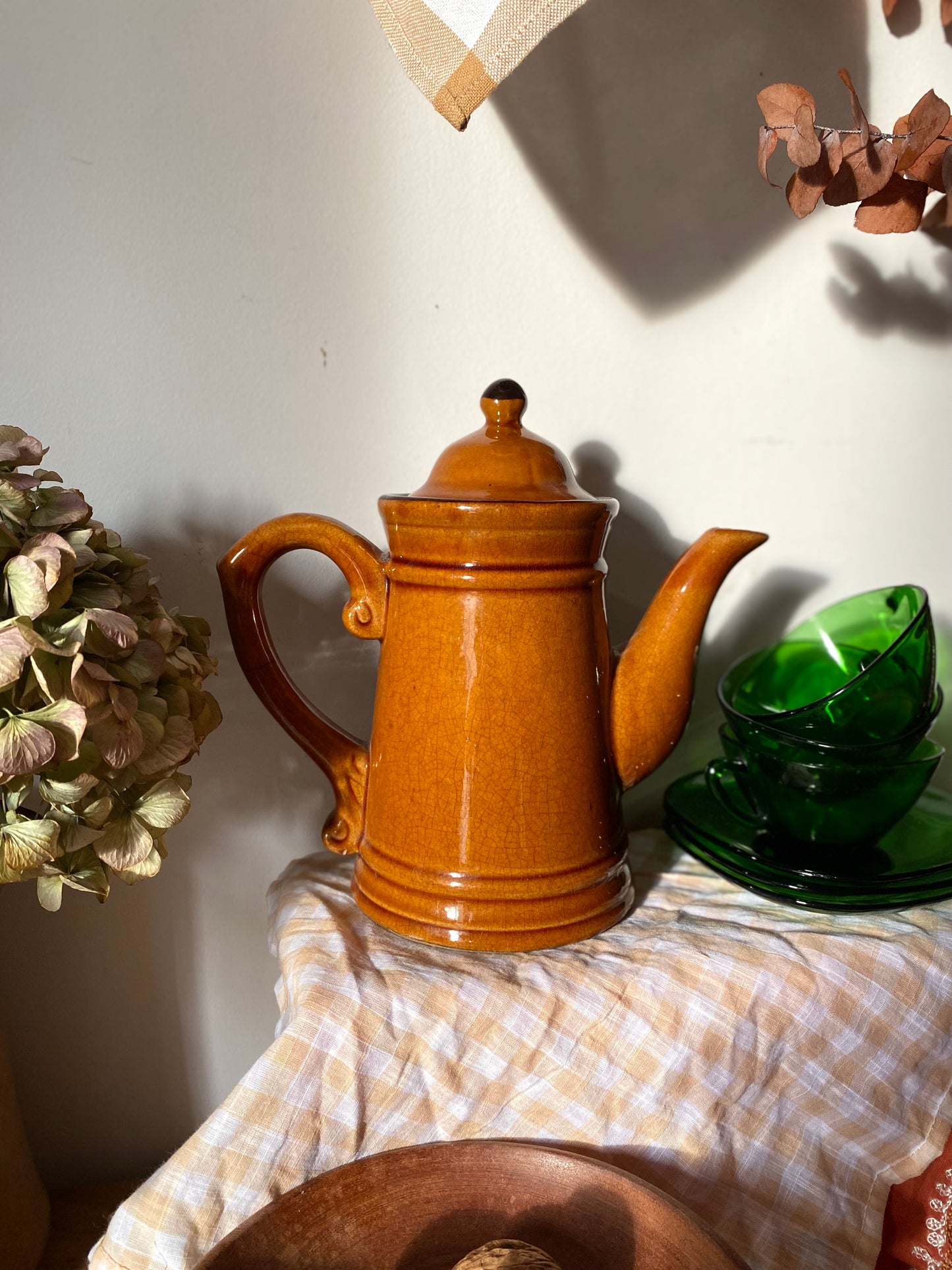 Théière en céramique vernissée