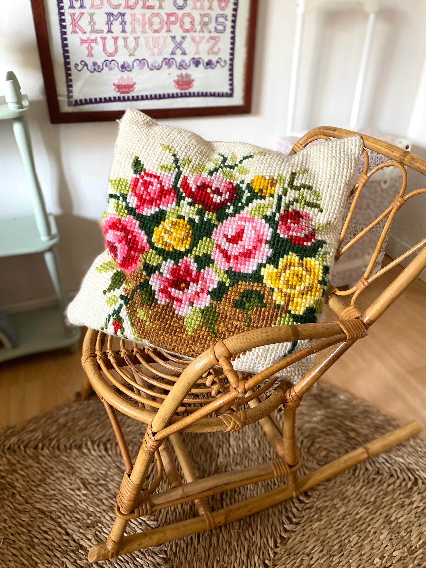 Coussin ancien en crochet