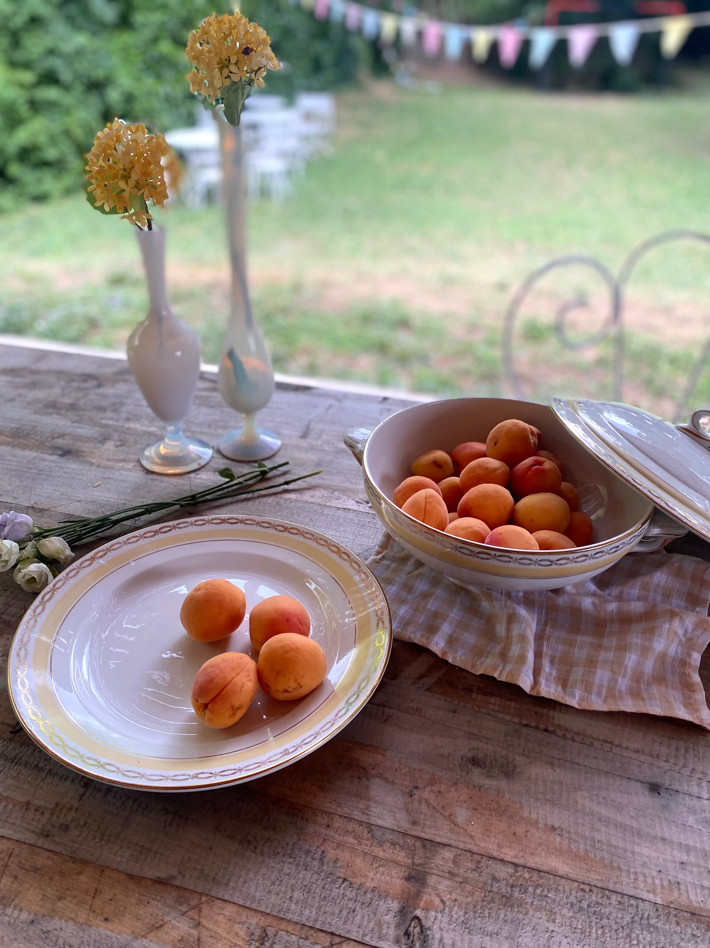 Soupiere en faïence ancienne