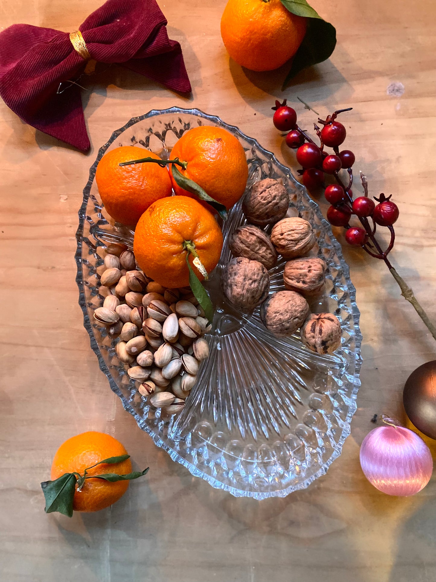 Plat à compartiment ovale