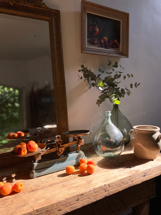 Balance de cuisine ancienne à fléau — fonte et laiton fin XIXème – début XXème siècle.
