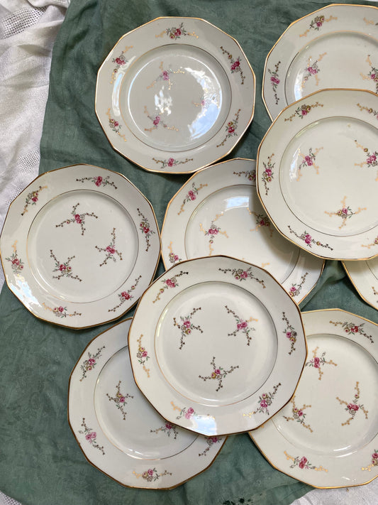 Assiettes plates - Porcelaine du Berry - CH-R France - Circa 1900