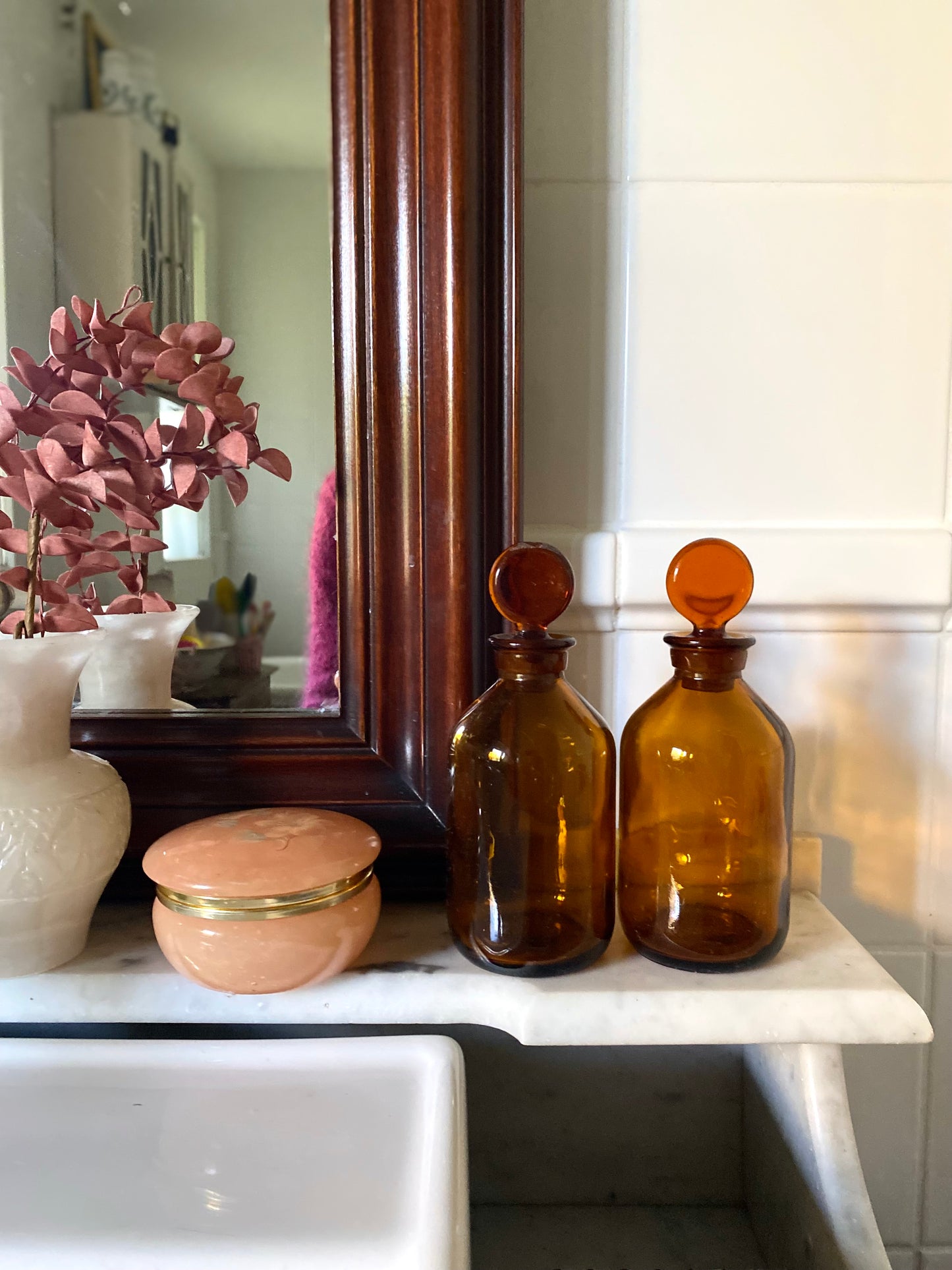 Alice / Boîte à bijoux en albâtre