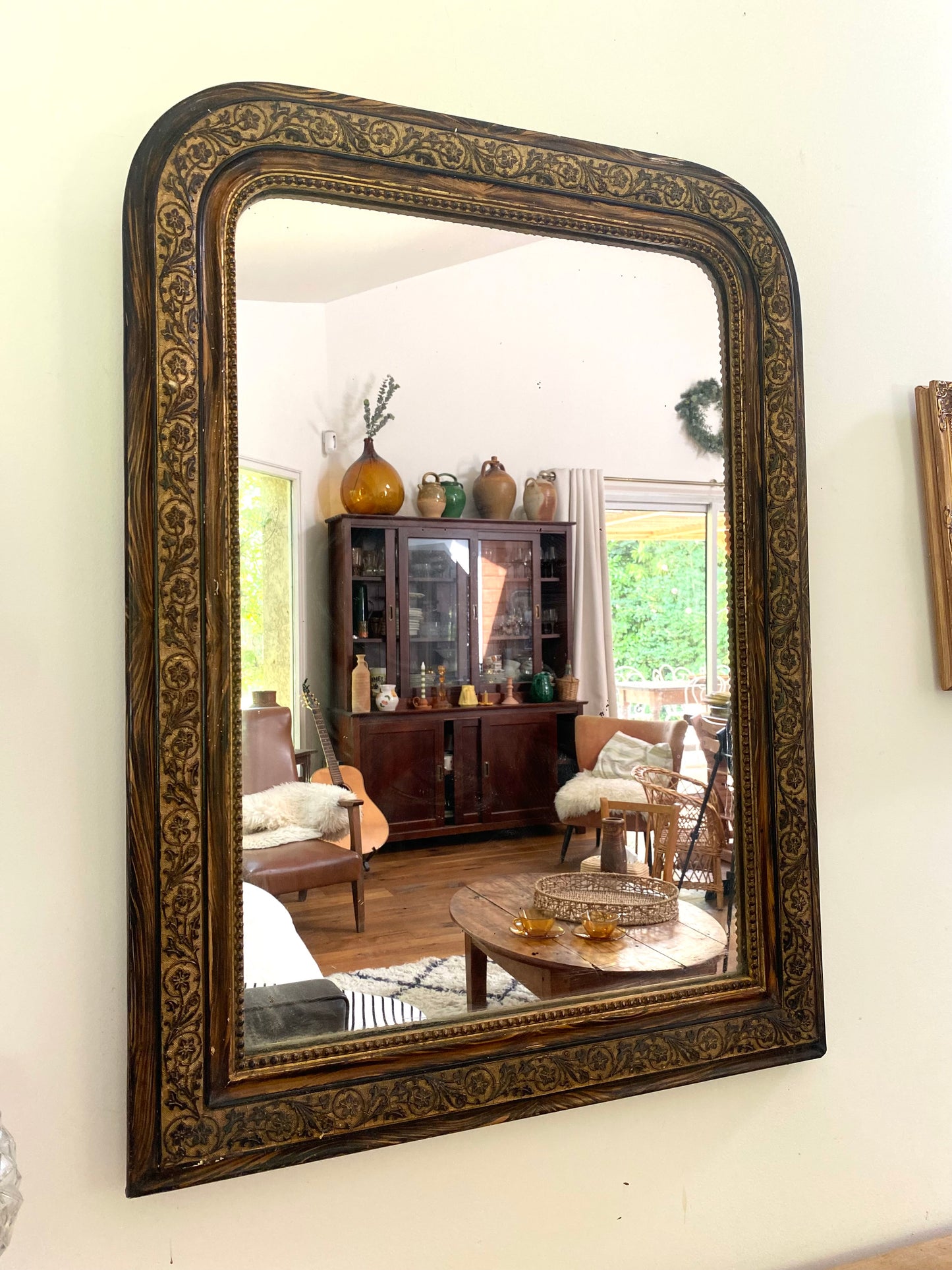 Miroir Louis-Philippe, bois et stuc doré — fin XIXe