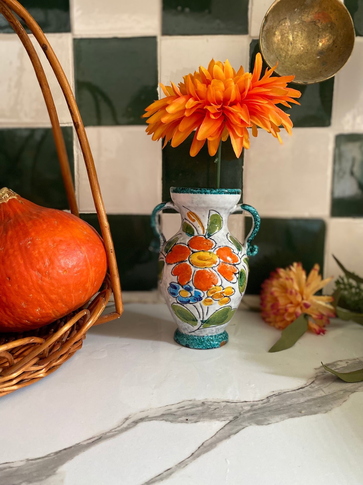 Soliflore en céramique ancienne