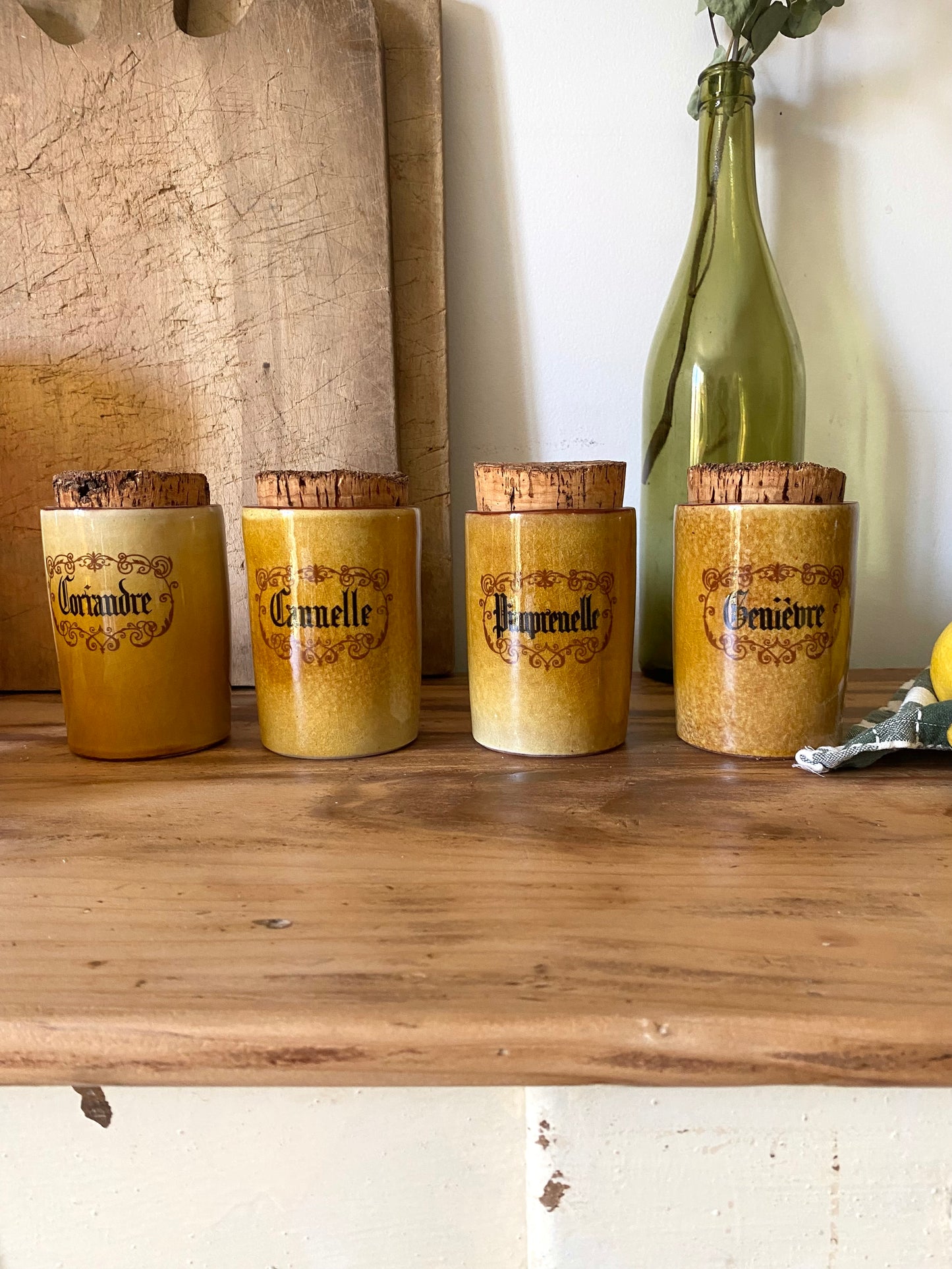 Série de pots à epices