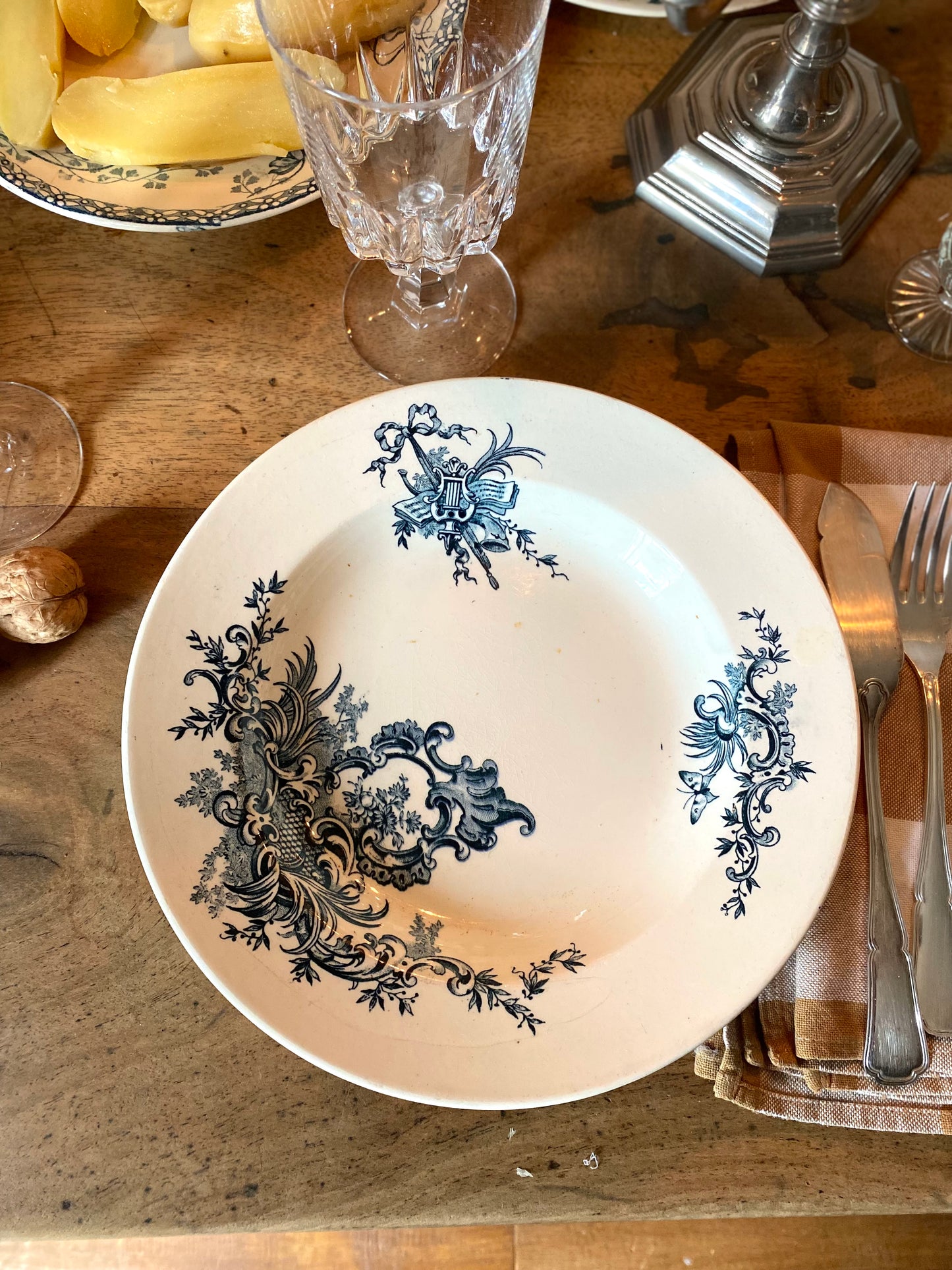 6 assiettes en faïence Terre de fer