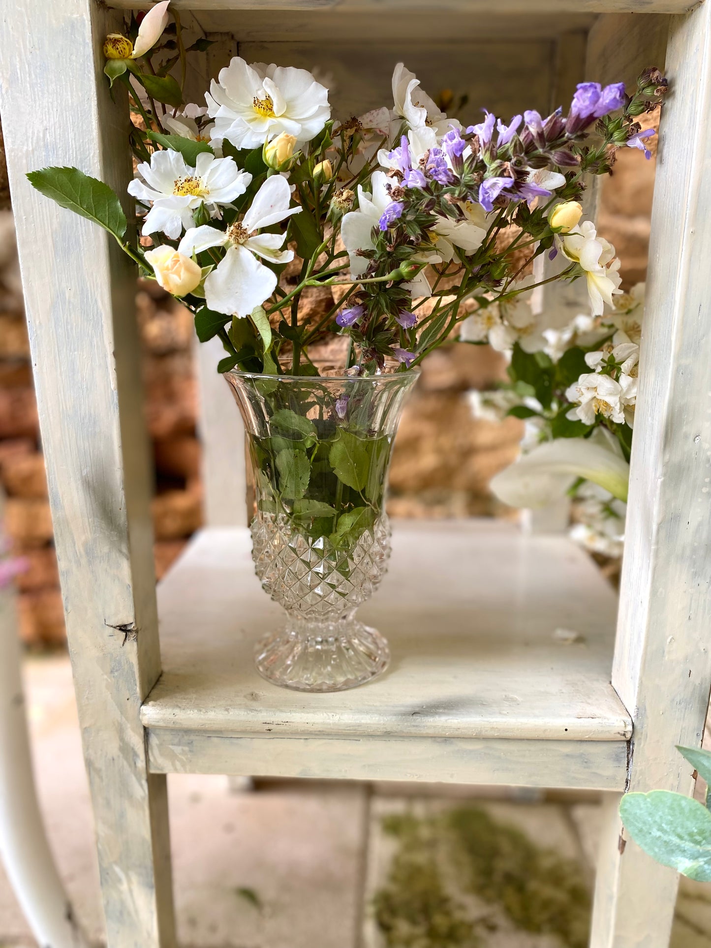 Vase vintage en verre moulé