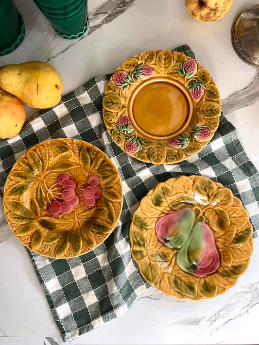 Assiettes à dessert en barbotine