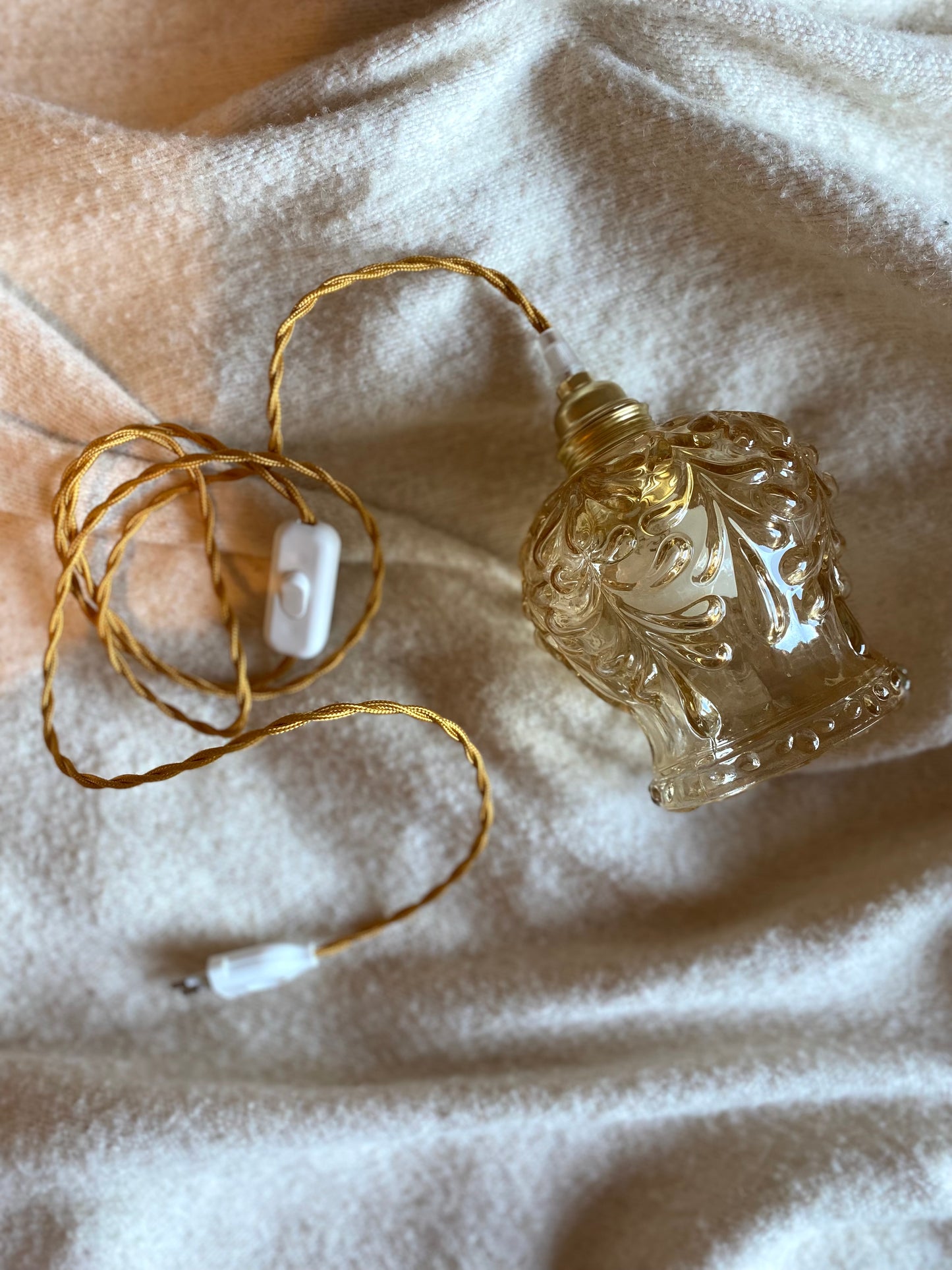 Baladeuse globe en verre Art Deco