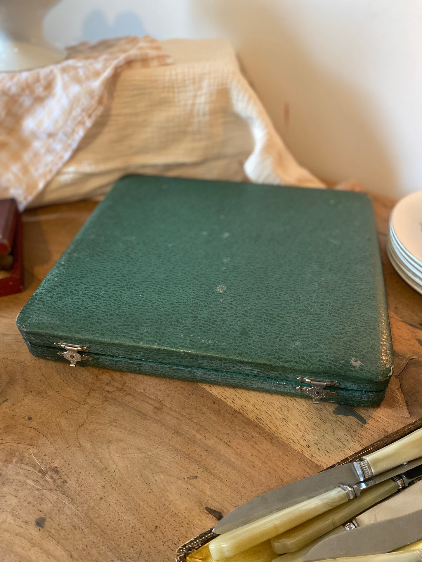 Service à dessert en corne ancienne