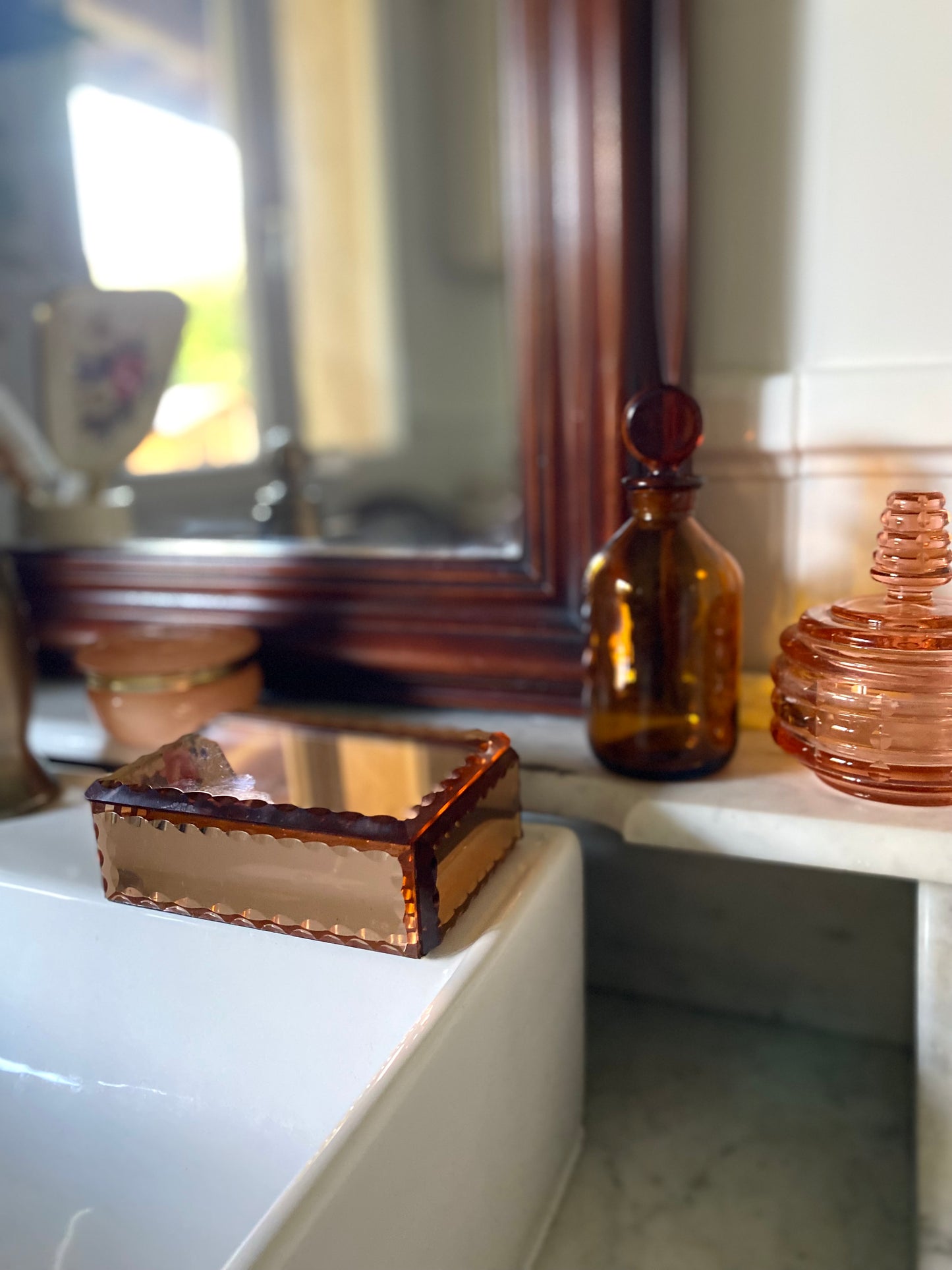 Boîte à bijoux en miroir teinté 1950