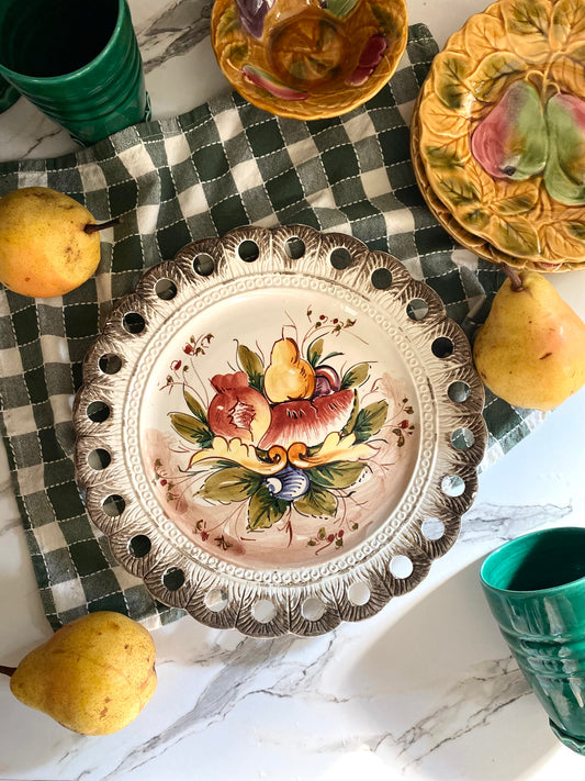Plat en faïence ancienne