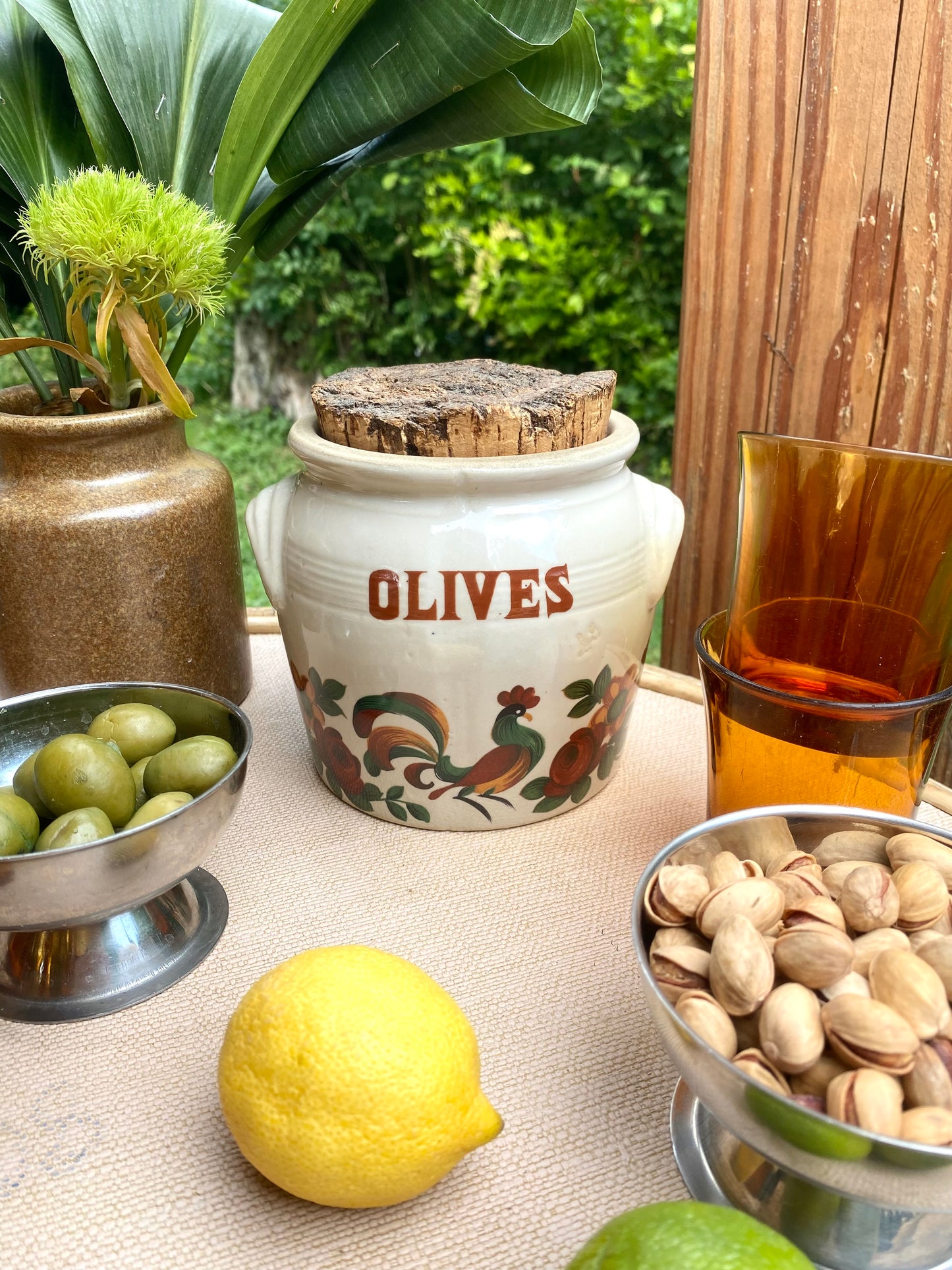 Pot à olives ancien