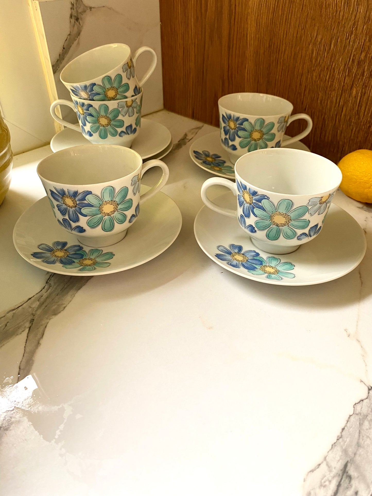 Tasses à café en porcelaine