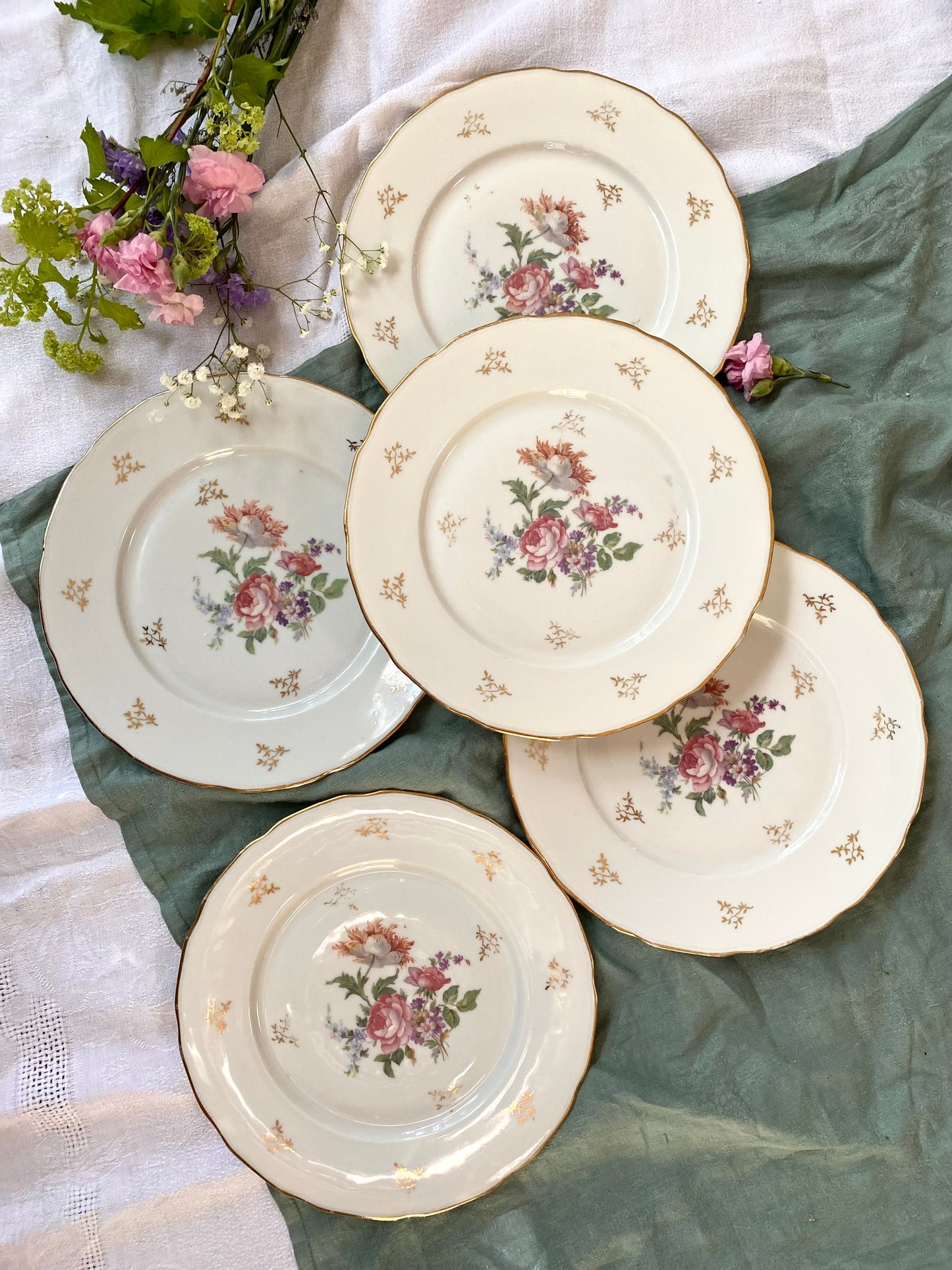 Assiettes en Porcelaine de Limoges – Maison Berry
