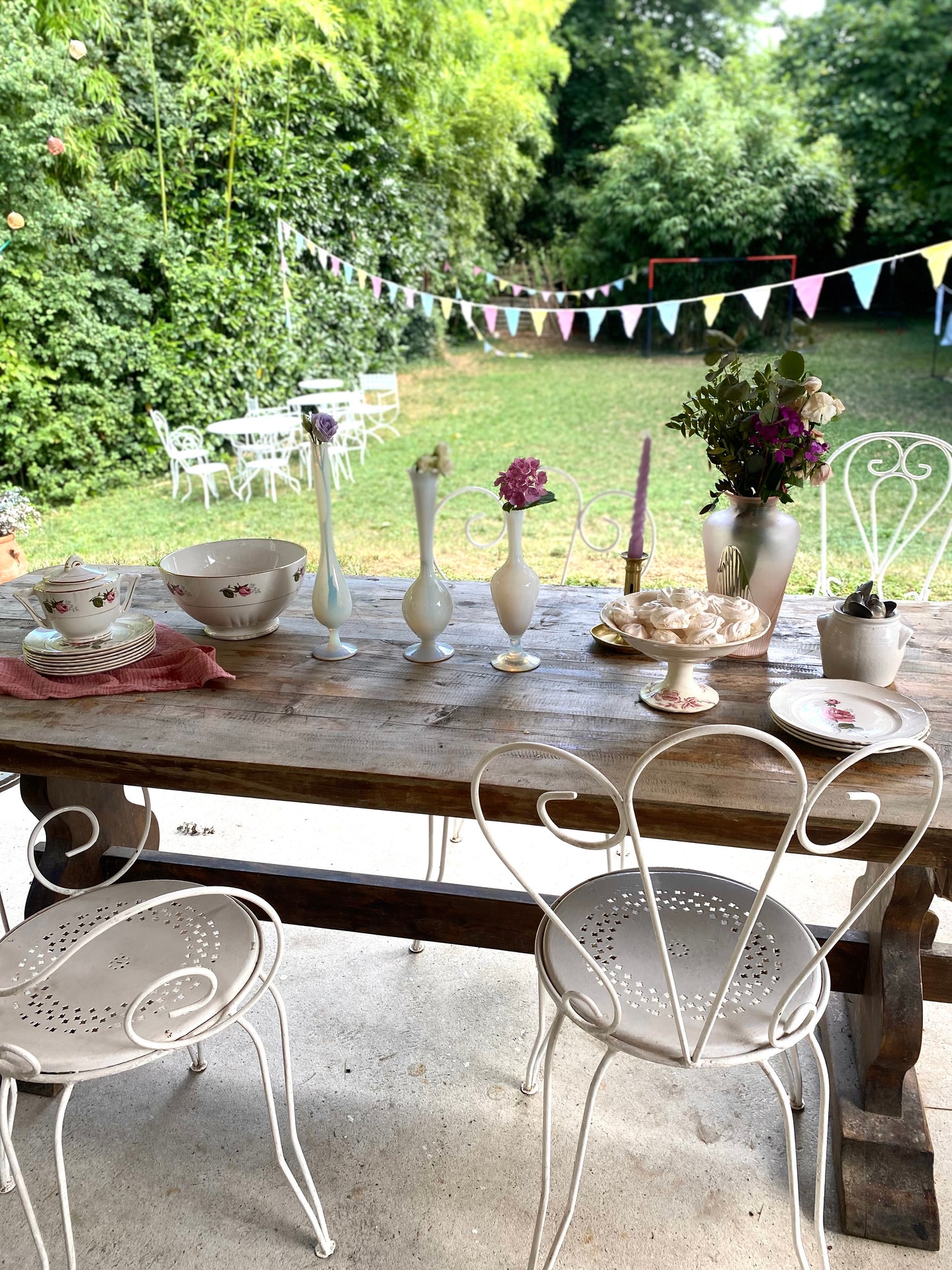 Soliflore en opaline ancienne