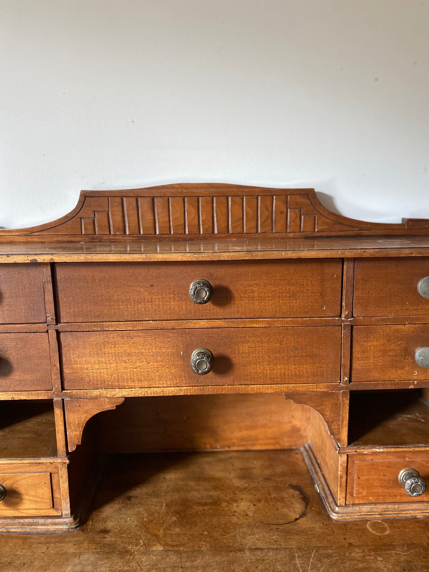 Bureau secrétaire en bois massif ancien