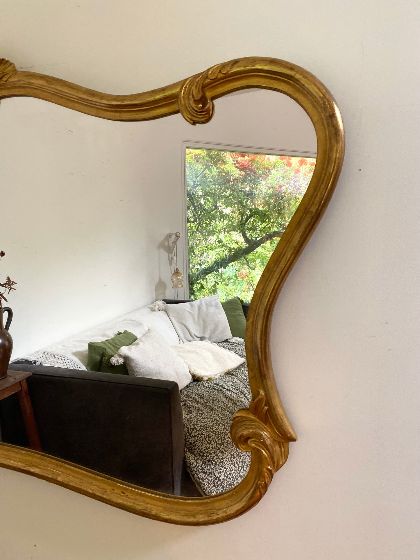 Grand miroir baroque ancien à coquille