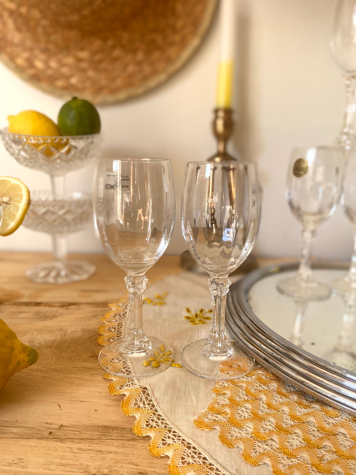 Service de 8 verres à pied en cristal