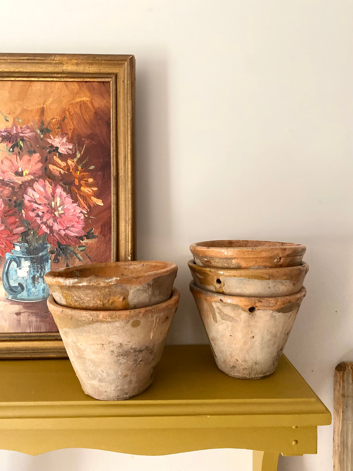 Lot de 5 pots de résinier anciens en terre vernissée