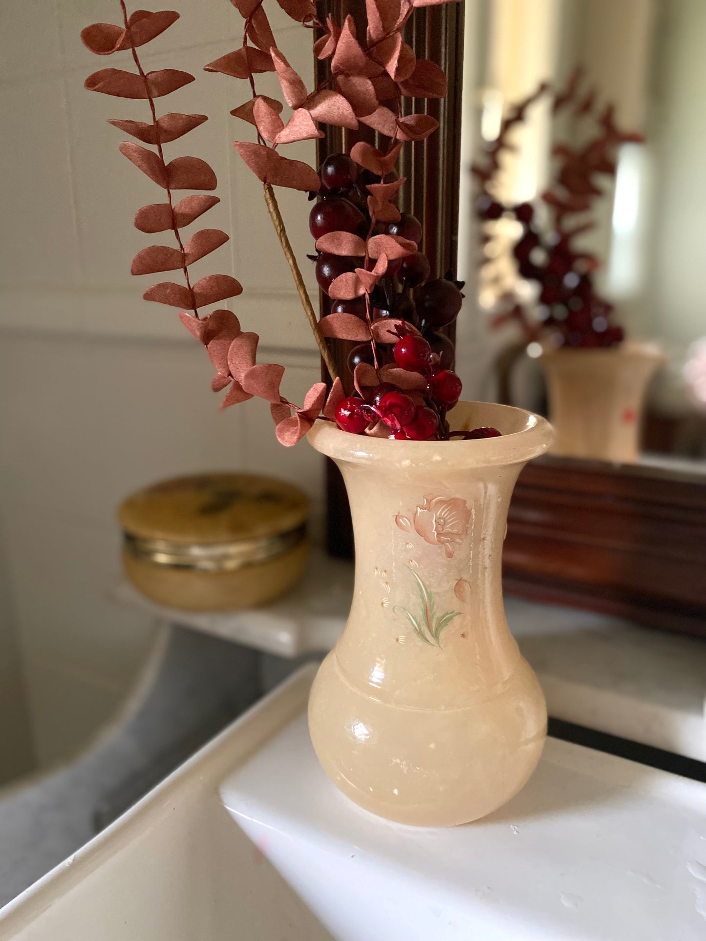 Alice/ Vase en opaline ancienne