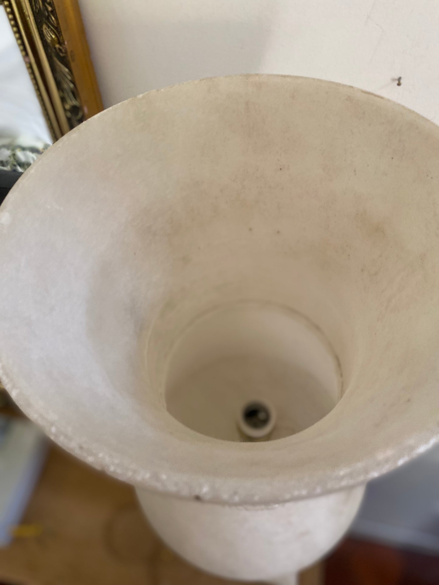 Grande Lampe d'Exception en Albâtre Sculpté - Style Néoclassique 1950