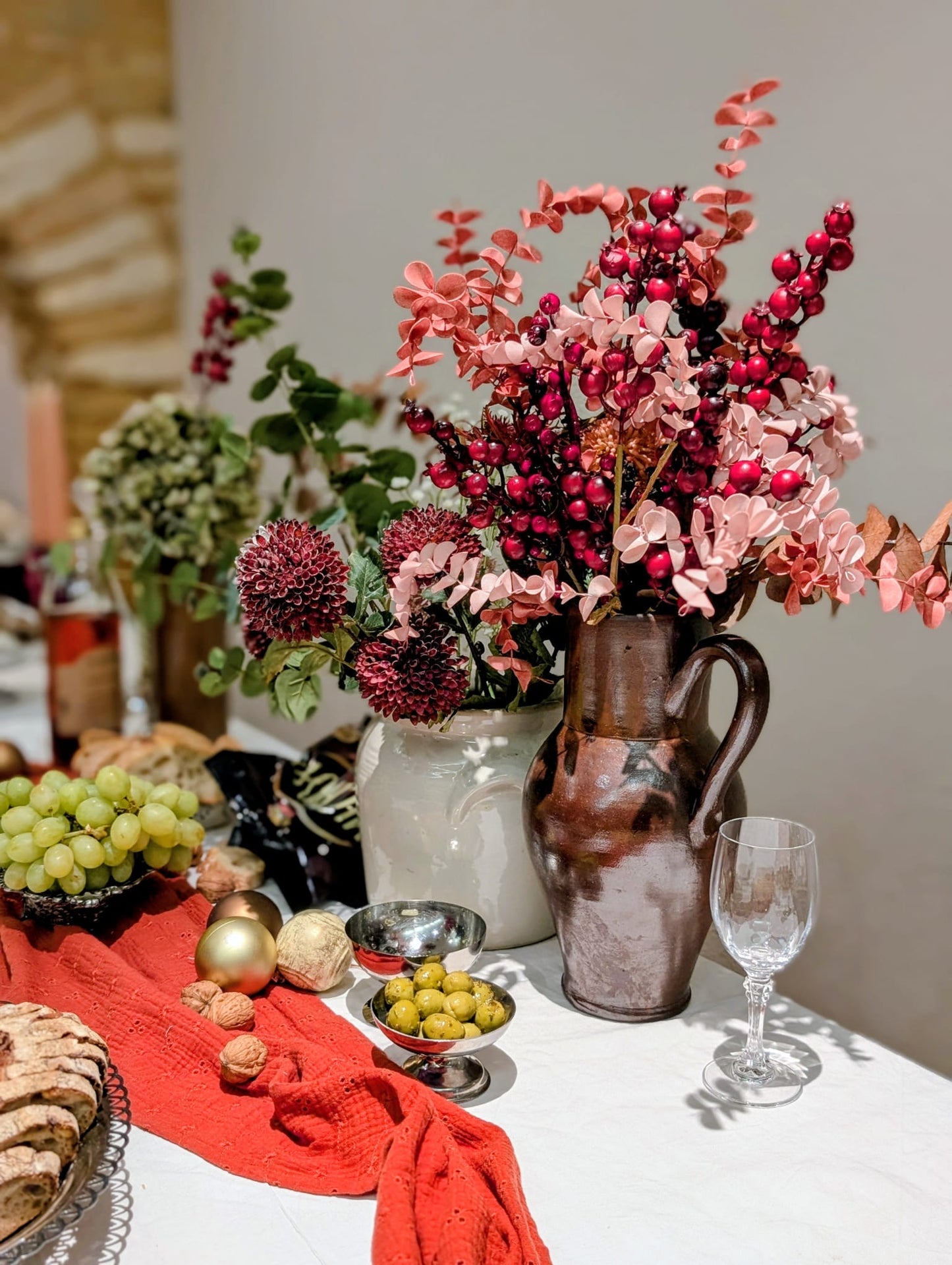 Broc en grès ancien chocolat