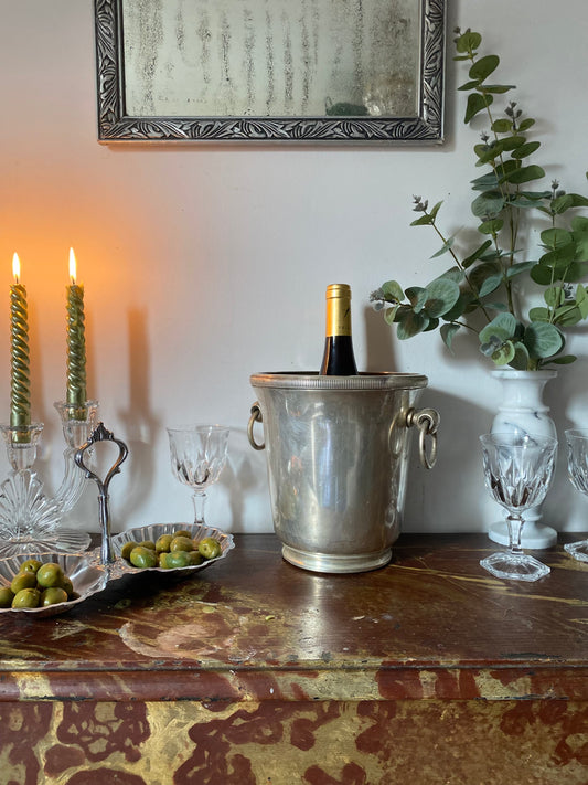 Seau à champagne en métal ancien